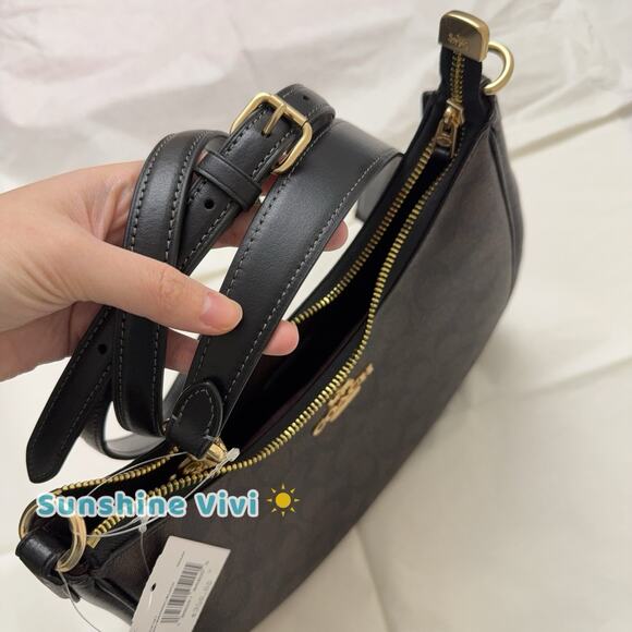 NWT Coach Teri Hobo Bag In Signature Canvas CK161 Gold/Walnut/Black - Picture 4 of 10